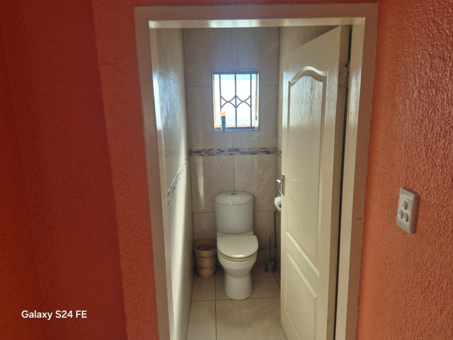 3 Bedroom Property for Sale in Oos Einde North West